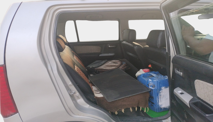 2016 Maruti Wagon R 1.0 VXI, Petrol, Manual, 1,17,970 km, interior