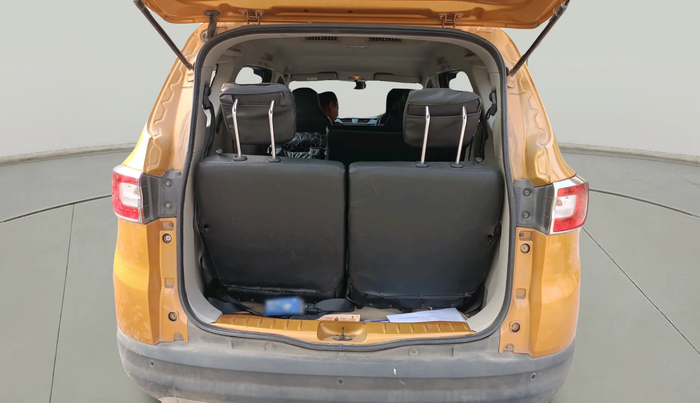 2021 Renault TRIBER RXT, Petrol, Manual, 1,08,996 km, exterior