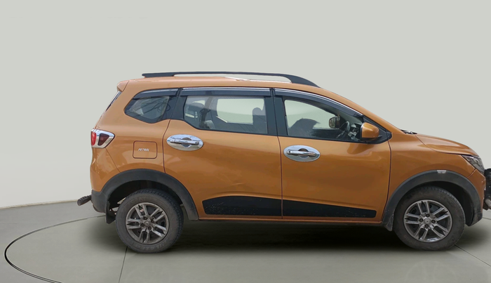 2021 Renault TRIBER RXT, Petrol, Manual, 1,08,996 km, exterior