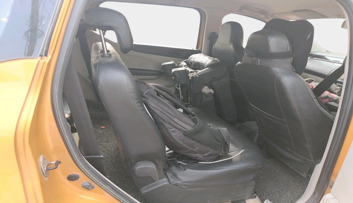 2021 Renault TRIBER RXT, Petrol, Manual, 1,08,996 km, interior