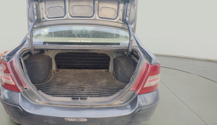 2011 Ford Fiesta Classic SXI 1.4 DIESEL, Diesel, Manual, 2,01,022 km, exterior