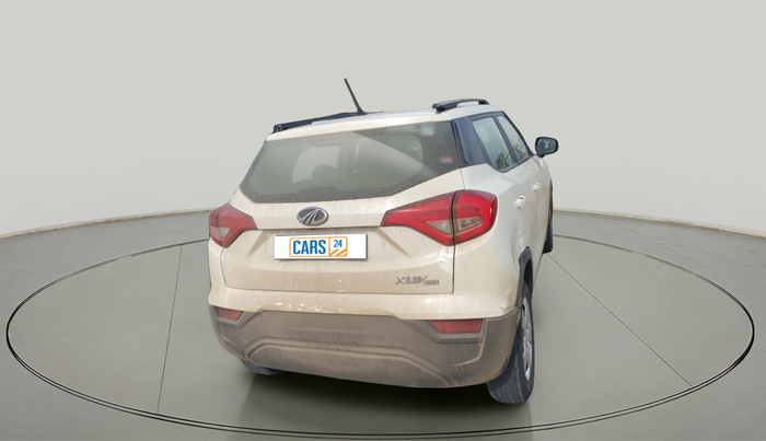2021 Mahindra XUV300 W6 1.5 Diesel, Diesel, Manual, 1,42,468 km, exterior