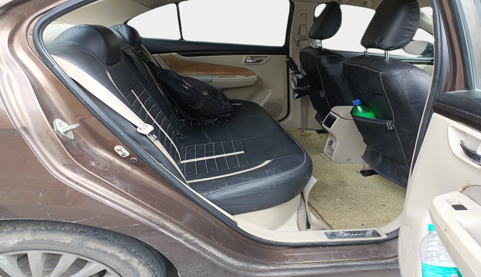 2015 Maruti Ciaz ZDI+, Diesel, Manual, 1,28,345 km, interior