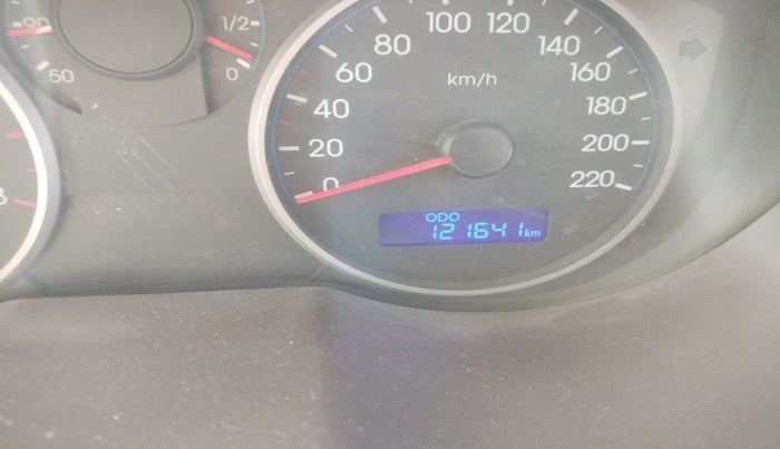 2011 Hyundai i20 ASTA 1.2, Petrol, Manual, 1,21,641 km, interior