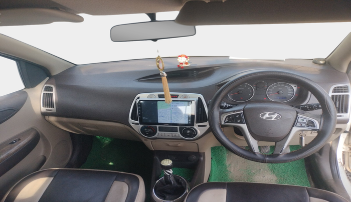 2011 Hyundai i20 ASTA 1.2, Petrol, Manual, 1,21,641 km, interior