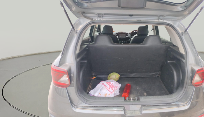 2022 Hyundai VENUE S 1.2, Petrol, Manual, 39,551 km, exterior
