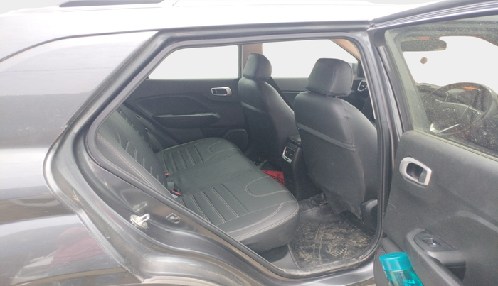 2022 Hyundai VENUE S 1.2, Petrol, Manual, 39,551 km, interior