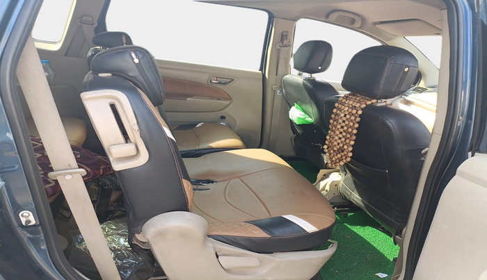 2016 Maruti Ertiga VDI SHVS, Diesel, Manual, 1,54,893 km, interior