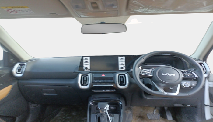 2024 KIA SONET 	 HTX 1.0 TURBO DCT, Petrol, Automatic, 9,634 km, interior