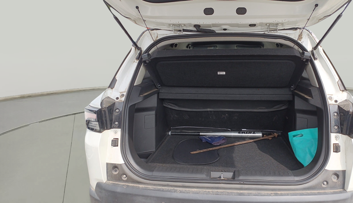 2023 Maruti BREZZA LXI SMART HYBRID, Petrol, Manual, 22,068 km, exterior