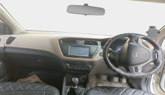 2016 Hyundai Elite i20 ASTA 1.2 (O), Petrol, Manual, 57,716 km, interior