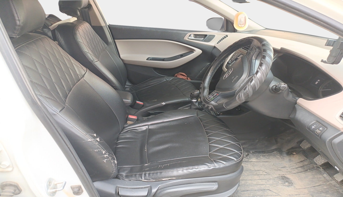 2016 Hyundai Elite i20 ASTA 1.2 (O), Petrol, Manual, 57,716 km, interior