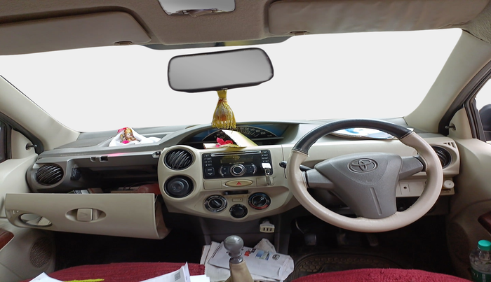 2014 Toyota Etios GD, Diesel, Manual, 3,21,001 km, interior