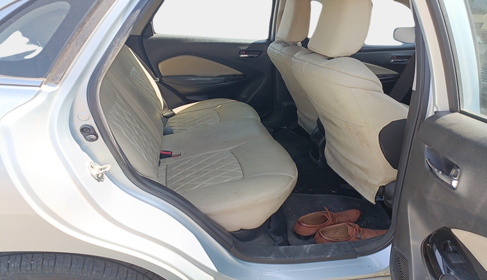 2022 Toyota Glanza G, Petrol, Manual, 32,655 km, interior