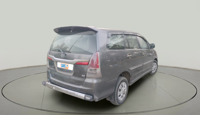 2012 Toyota Innova GX 2.5 7 STR, Diesel, Manual, 3,20,273 km, exterior