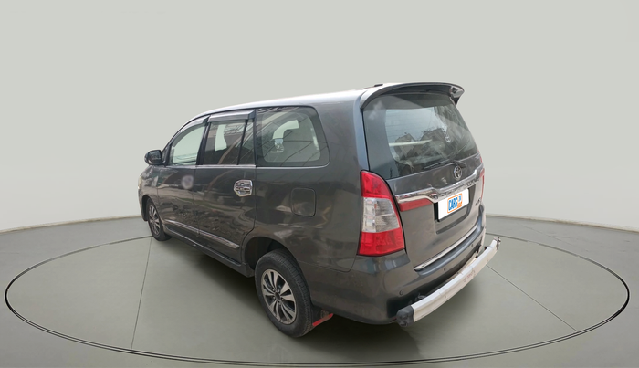 2015 Toyota Innova 2.5 VX 8 STR, Diesel, Manual, 1,71,996 km, exterior