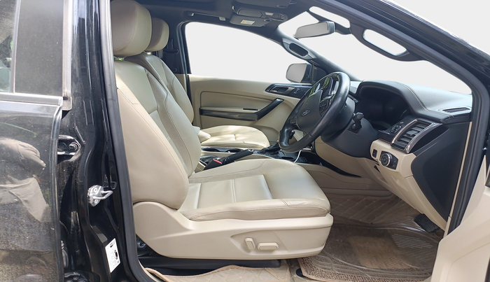 2021 Ford Endeavour TITANIUM PLUS 2.0 4X2 AT SUNROOF, Diesel, Automatic, 43,920 km, interior