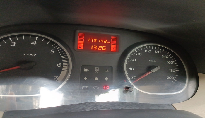 2013 Renault Duster 85 PS RXL DIESEL, Diesel, Manual, 1,79,142 km, interior
