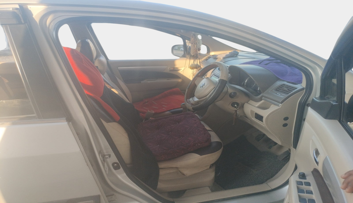 2015 Maruti Ertiga VDI, Diesel, Manual, 2,87,826 km, interior