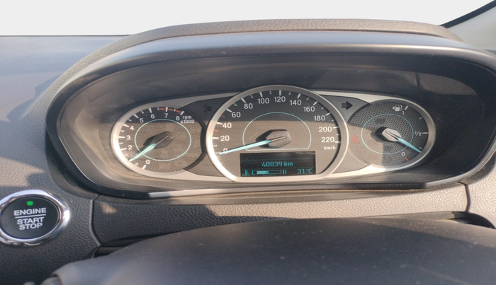 2021 Ford New Figo TITANIUM 1.2 PETROL MT, Petrol, Manual, 40,839 km, interior