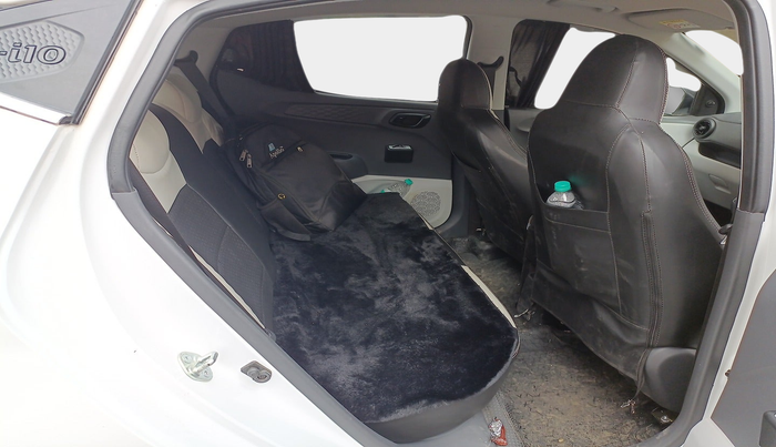 2024 Hyundai GRAND I10 NIOS ERA 1.2 KAPPA VTVT, Petrol, Manual, 5,454 km, interior