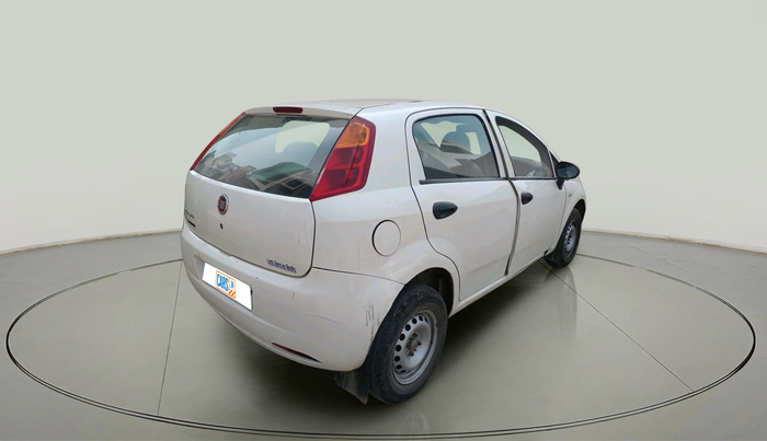 2015 Fiat Grand Punto Active Multijet 1.3, Diesel, Manual, 2,70,497 km, exterior