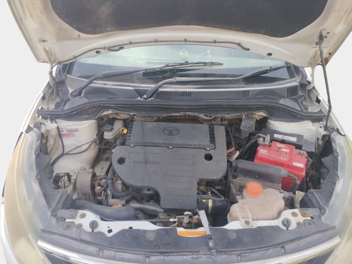2016 Tata Bolt XE QUADRAJET, Diesel, Manual, 2,00,000 km, exterior