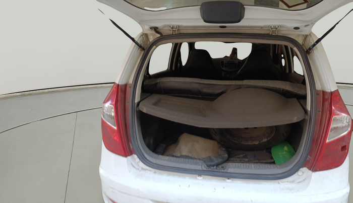 2014 Hyundai i10 SPORTZ 1.1 LPG, Petrol, Manual, 1,98,331 km, exterior