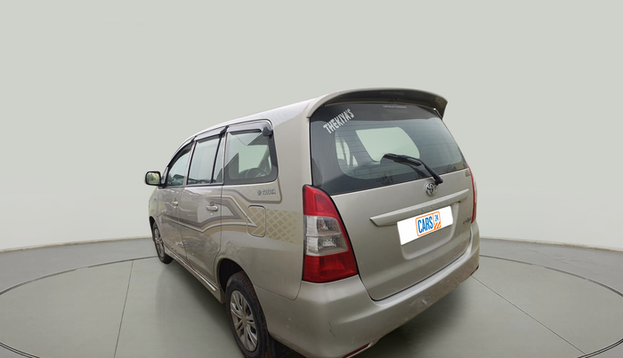 2012 Toyota Innova GX 2.5 8 STR, Diesel, Manual, 2,02,757 km, exterior