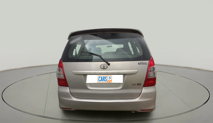 2012 Toyota Innova GX 2.5 8 STR, Diesel, Manual, 2,02,757 km, exterior