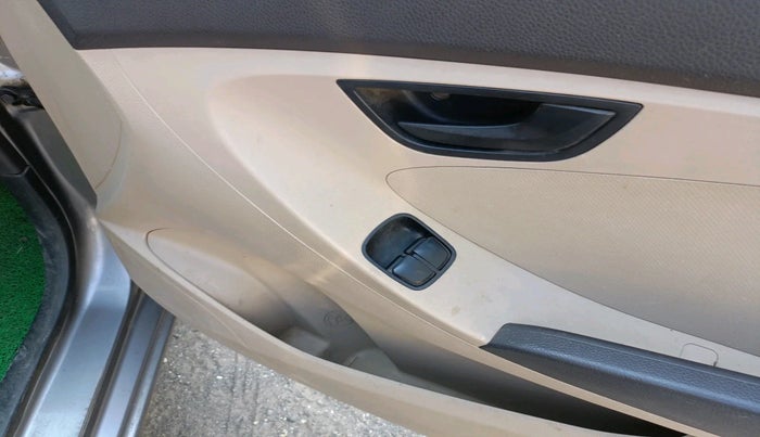 2012 Hyundai Eon ERA +, Petrol, Manual, 1,31,787 km, interior