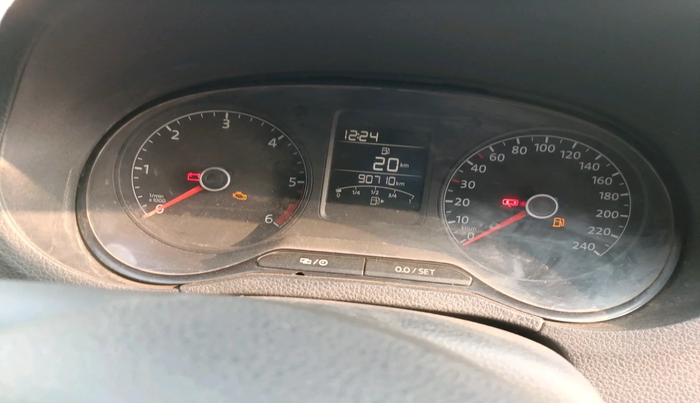 2014 Volkswagen Polo COMFORTLINE 1.5L, Diesel, Manual, 90,710 km, interior