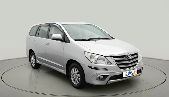 2015 Toyota Innova 2.5 VX 7 STR, Diesel, Manual, 1,24,101 km, exterior