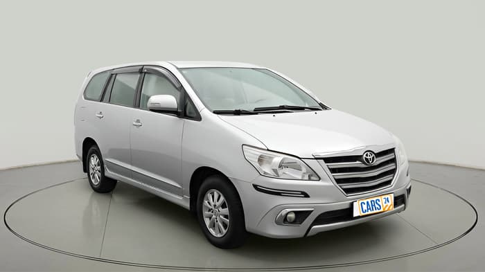 2015 Toyota Innova 2.5 VX 7 STR, Diesel, Manual, 1,24,101 km, exterior