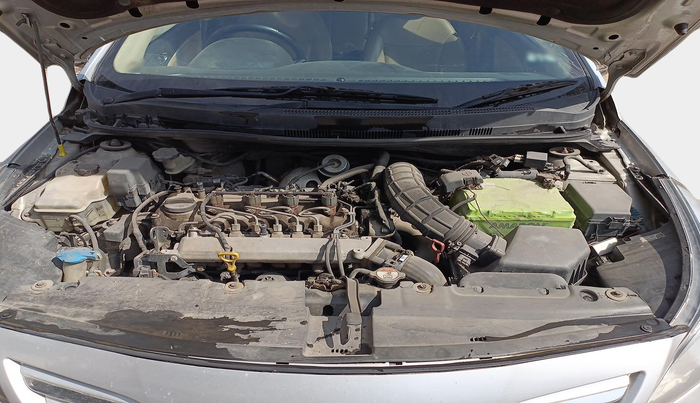 2015 Hyundai Verna FLUIDIC 1.6 CRDI SX AT, Diesel, Automatic, 1,18,077 km, exterior