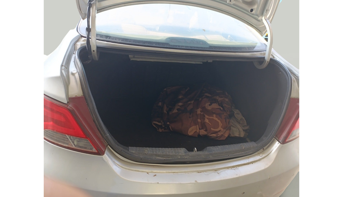 2015 Hyundai Verna FLUIDIC 1.6 CRDI SX AT, Diesel, Automatic, 1,18,077 km, exterior