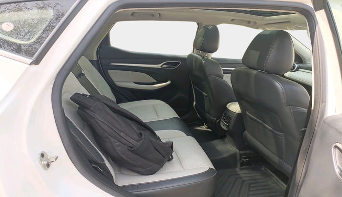 2021 MG ASTOR SHARP 1.5 MT, Petrol, Manual, 71,061 km, interior