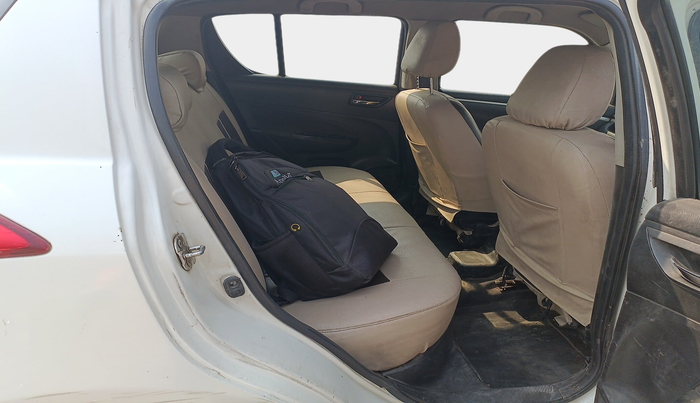 2014 Maruti Swift VDI, Diesel, Manual, 3,25,688 km, interior