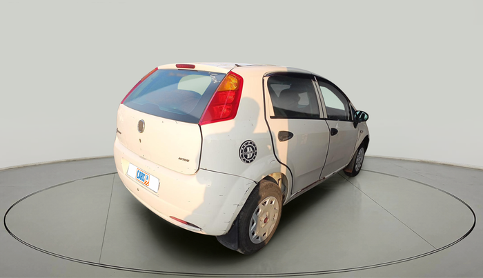 2011 Fiat Grand Punto ACTIVE 1.3, Diesel, Manual, 1,42,033 km, exterior