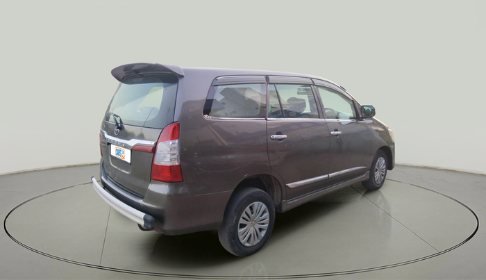 2010 Toyota Innova 2.5 G4 8 STR, Diesel, Manual, 1,62,764 km, exterior