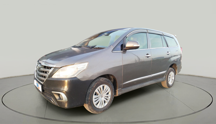 2010 Toyota Innova 2.5 G4 8 STR, Diesel, Manual, 1,62,764 km, exterior