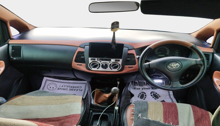 2010 Toyota Innova 2.5 G4 8 STR, Diesel, Manual, 1,62,764 km, interior