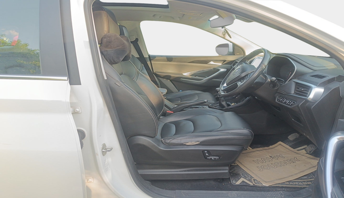 2019 MG HECTOR SMART 2.0 DIESEL, Diesel, Manual, 1,19,081 km, interior