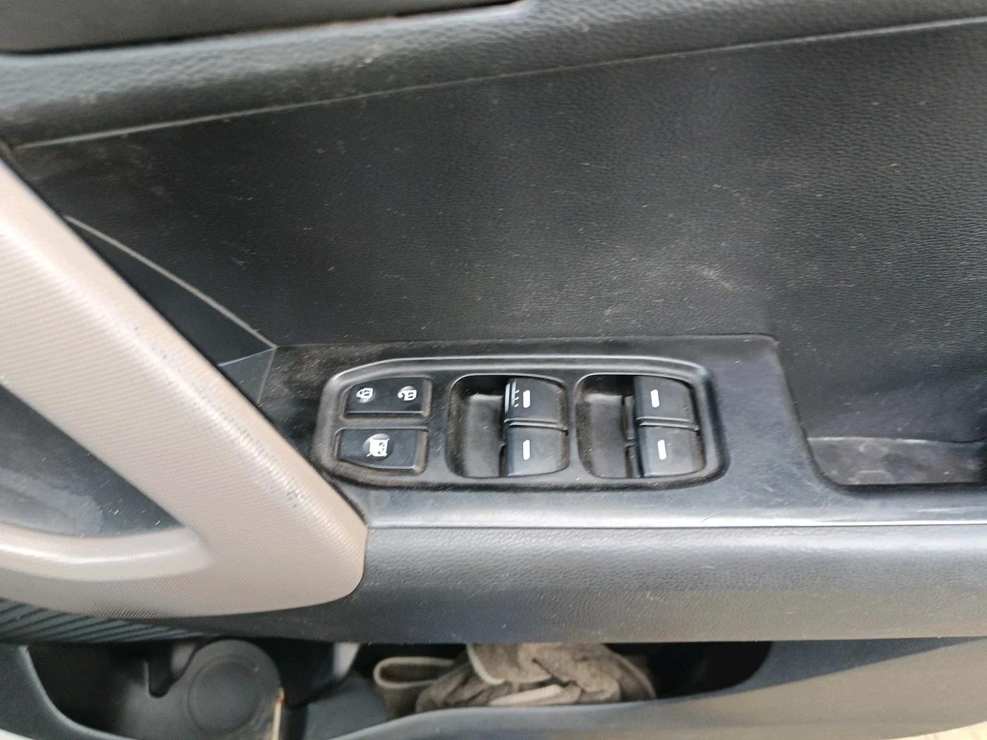 2017 Hyundai Creta E PLUS 1.4 DIESEL, Diesel, Manual, 1,06,441 km, interior