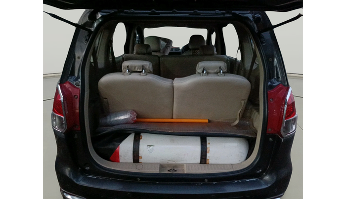 2017 Maruti Ertiga VXI, CNG, Manual, 1,05,628 km, exterior