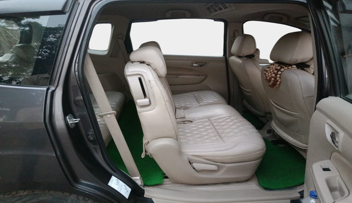 2017 Maruti Ertiga VXI, CNG, Manual, 1,05,628 km, interior
