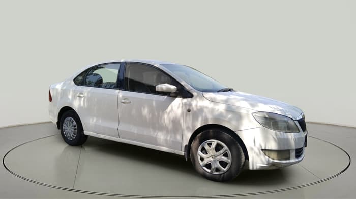 2012 Skoda Rapid AMBITION 1.6 TDI CR MT, Diesel, Manual, 1,68,070 km, exterior