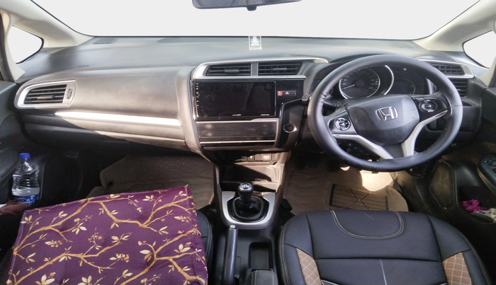 2017 Honda WR-V 1.5L I-DTEC VX MT, Diesel, Manual, 1,73,147 km, interior