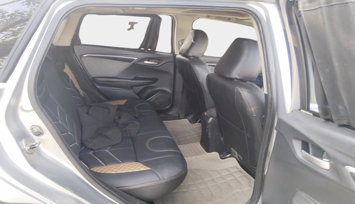 2017 Honda WR-V 1.5L I-DTEC VX MT, Diesel, Manual, 1,73,147 km, interior