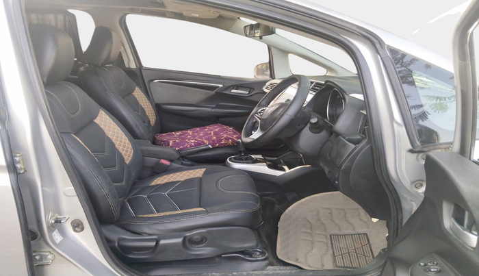 2017 Honda WR-V 1.5L I-DTEC VX MT, Diesel, Manual, 1,73,147 km, interior